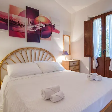 Apartment Mandriola-surf Paradise 2 House 50m From The Sea